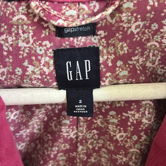 🌿GAP Women's Dark Pink Corduroy Jacket, size 2🌿 - Picture 5 of 7
